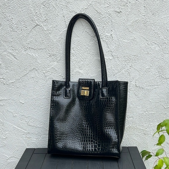 ST. JOHN tote black patent leather crock print - Picture 1 of 10